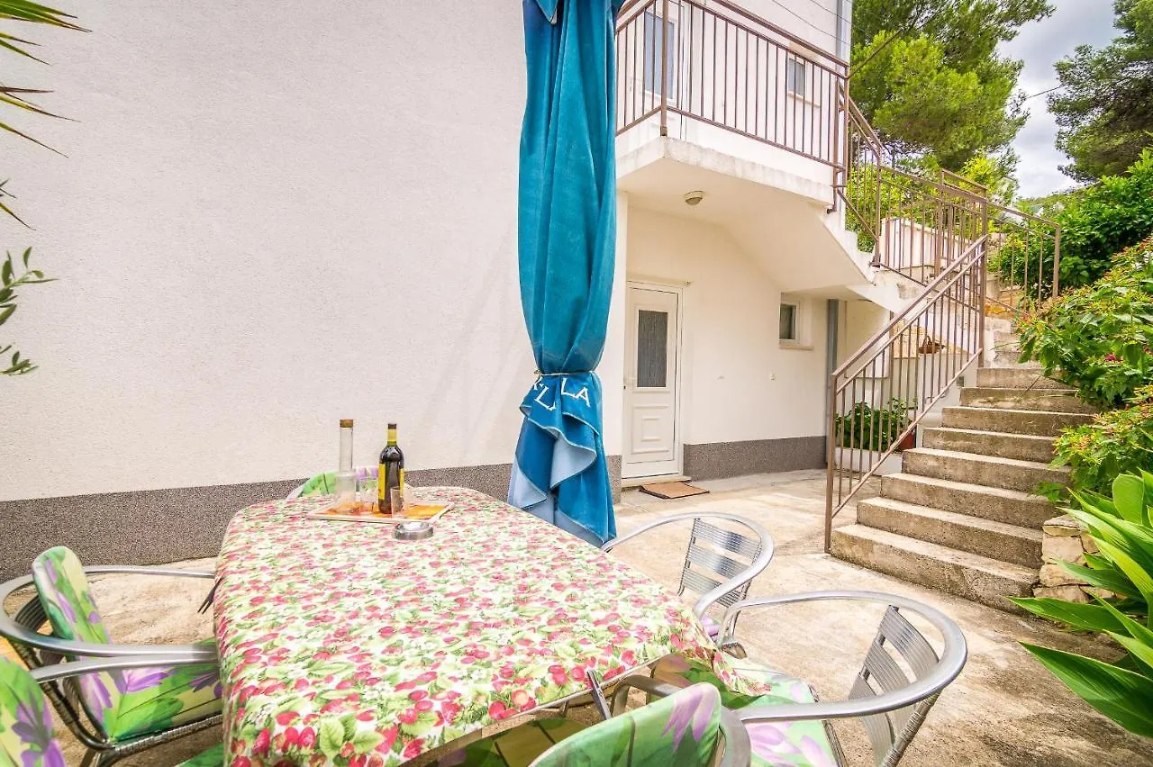 Cheap Apartment Tanja Trogir 0*,