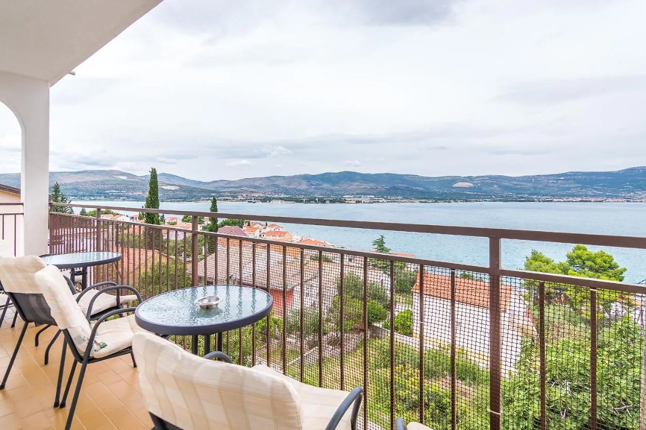 Cheap Apartment Tanja Trogir Chorwacja