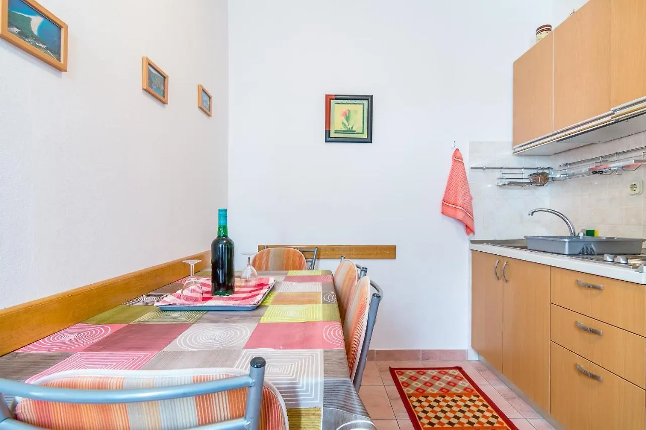 Cheap Apartment Tanja Trogir Croatia